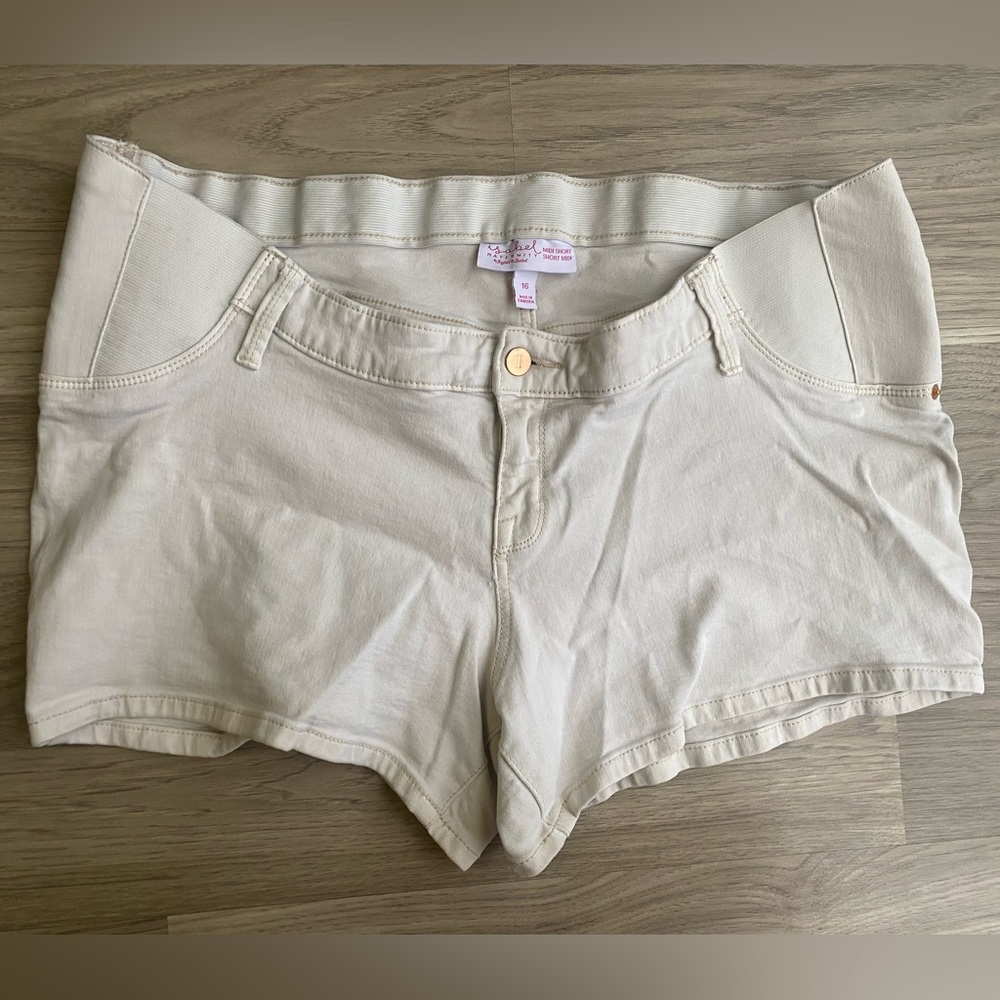 Maternity Shorts - Picture 11 of 15